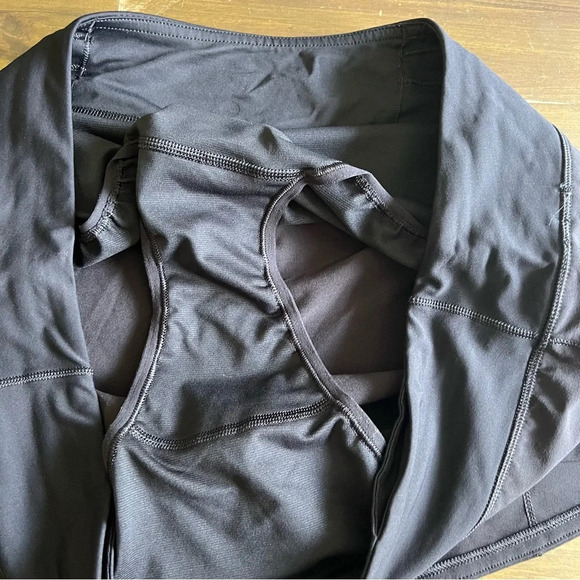 Lululemon Speed Up Black Shorts - Picture 3 of 8
